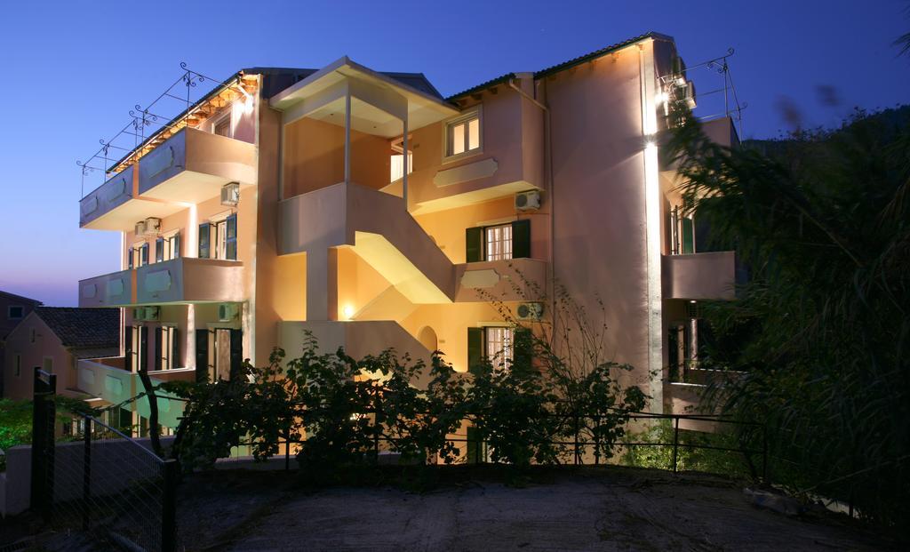 Alexis Apartments Беніцес Номер фото